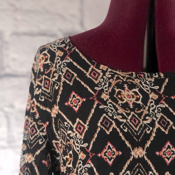 🔥2FOR15🔥 Bell-sleeve Shift Dress NWT - Picture 3 of 5